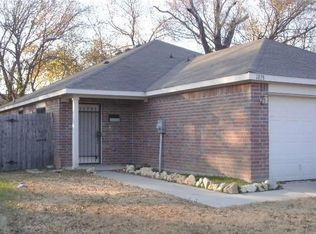 1816 Dillard St, Fort Worth, TX 76105