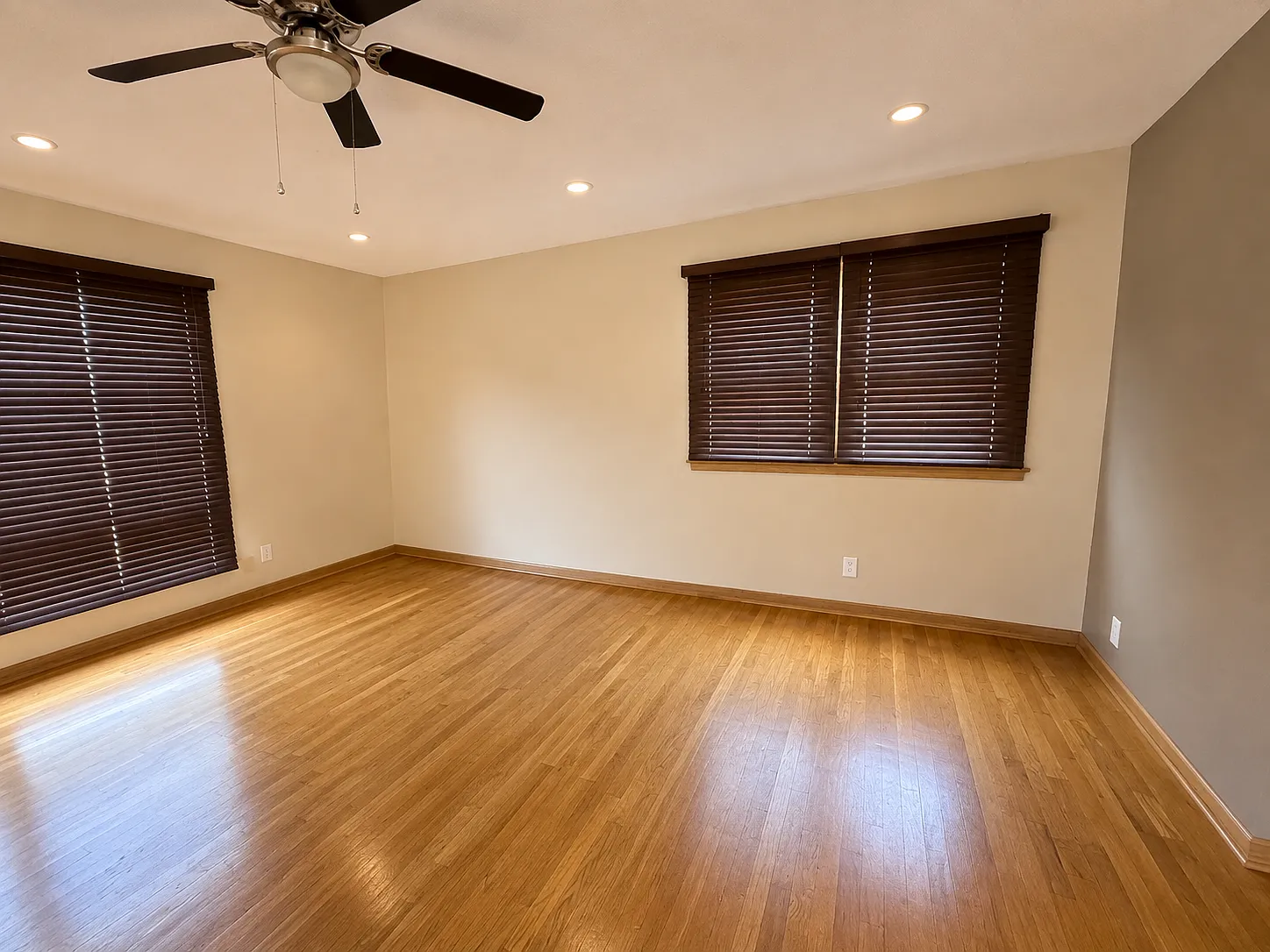 2 bed, 1.5 bath, 1224 sqft, $1,600 — Photo 4
