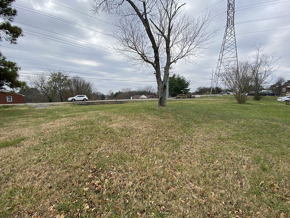 1st image of 604 Alta Loma Rd