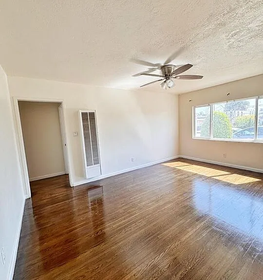 1223 Maple St — Photo 6