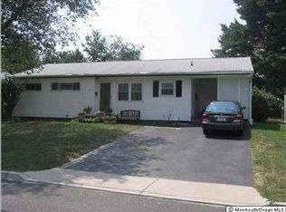 14 Princeton Rd, Parlin, NJ 08859