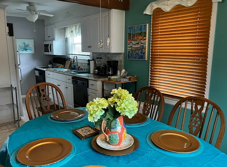 Set a beautiful table for your meals