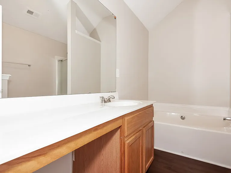 6114 Patric Alan Ct — Photo 10