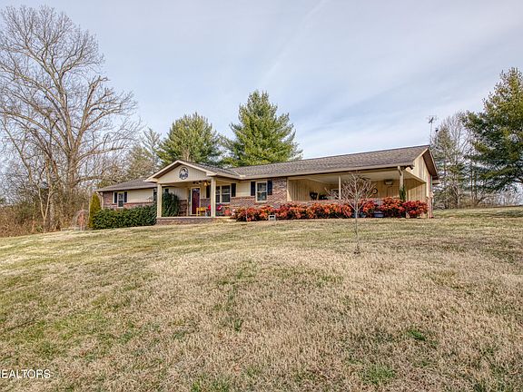 2nd image of 1237 Burnett Station Rd