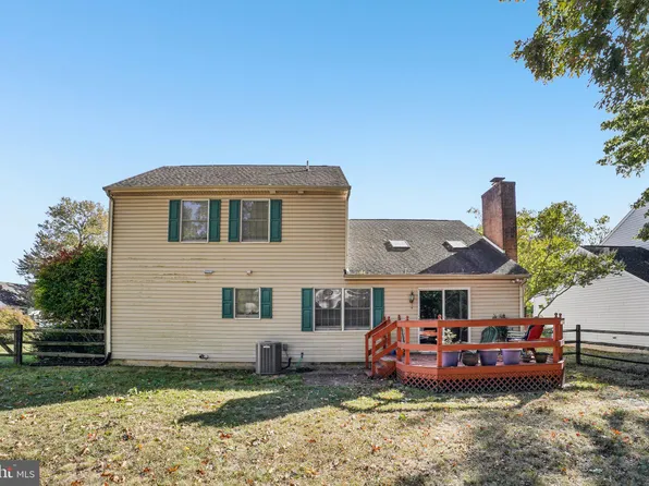 302 Edjil Dr, Newark, DE 19713