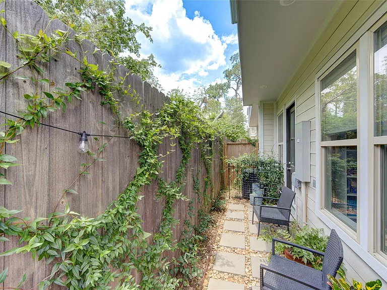 5103 Royal Heath Dr — Photo 18