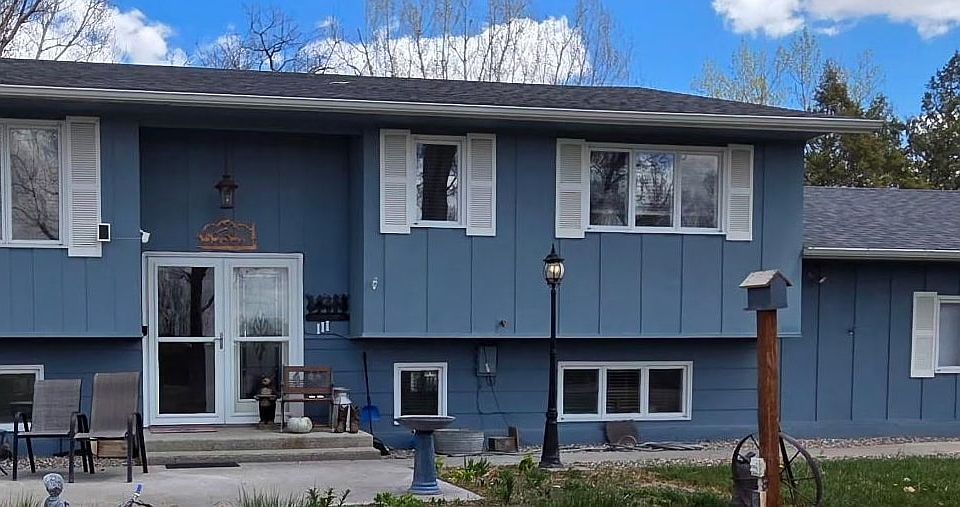 1st image of 111 Country Drive