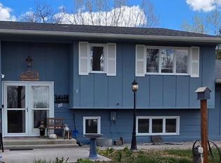 111 Country Dr, Worland, WY 82401