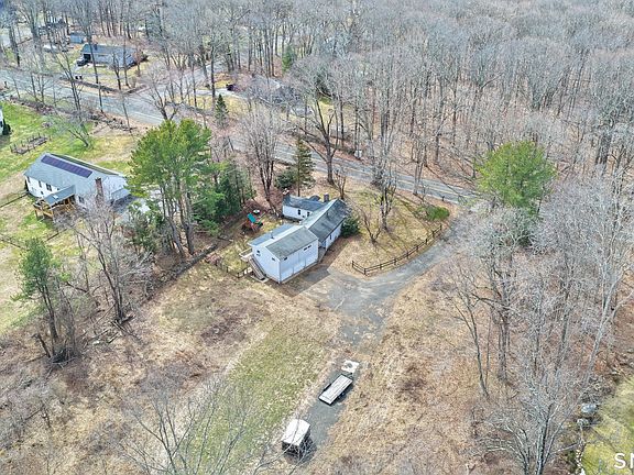 3rd image of 660 Opening Hill Road