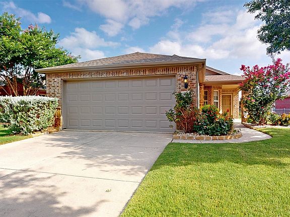 2nd image of 1456 Birmingham Forest Dr