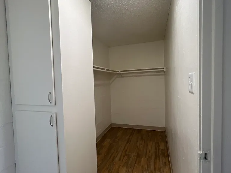 Hayden Square Apartments — Photo 11