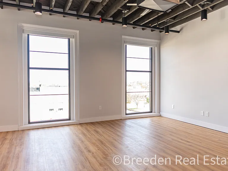 100 W Union St #1APT-300 — Photo 10