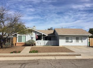 3302 W Bayleaf Dr, Tucson, AZ 85741