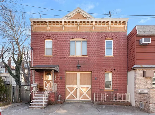 28-30 W 9th St, Bayonne, NJ 07002