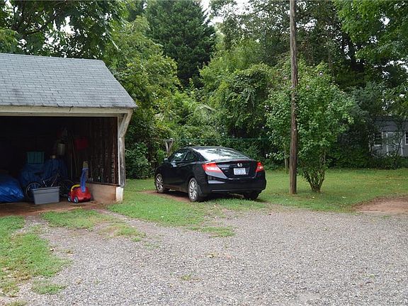 5th image of 320 Bost St