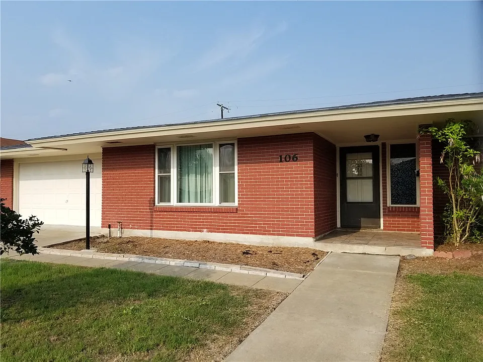 106 E Janin Cir