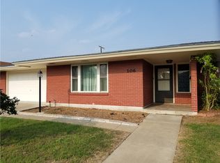 106 E Janin Cir, Portland, TX 78374