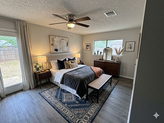 5th image of 7534 Lincoln Village Dr