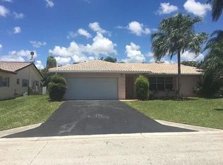 10945 NW 40th St, Pompano Beach, FL 33065