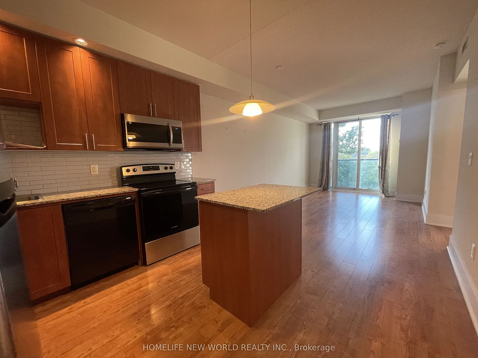 2 bed, $2,250 — Photo 3