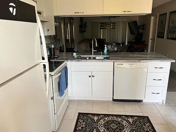 5th image of 7789 Eagle Creek Dr