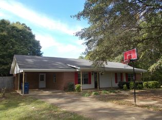284 Twin Oaks Dr, Pontotoc, MS 38863