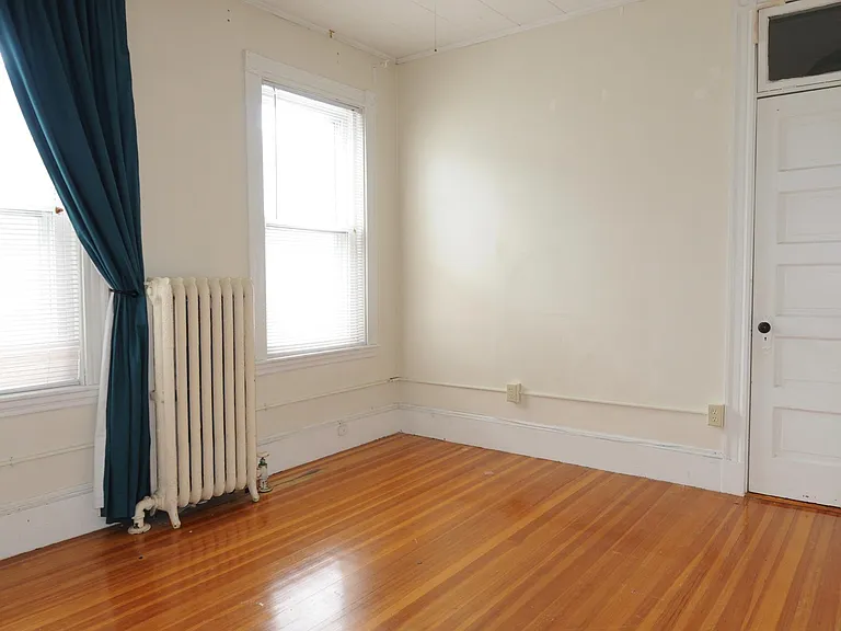 11 Orient Ave #3 — Photo 7