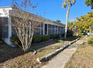3 Newman Dr #6 & 7, Lanark Village, FL 32323