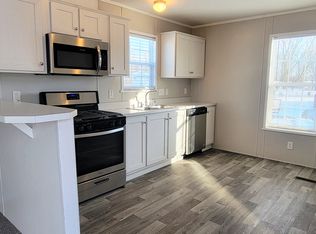 166 Washington St #166, Belleville, MI 48111
