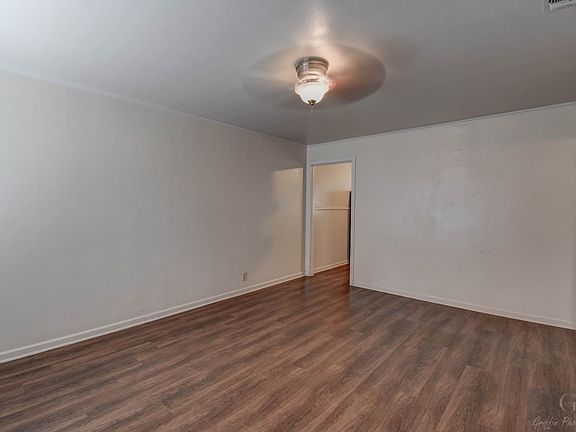 4th image of 701-703 Gladstone Blvd #701