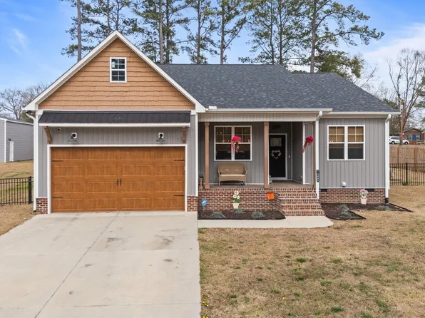 2690 Meadow View Ln, Sanford, NC 27332