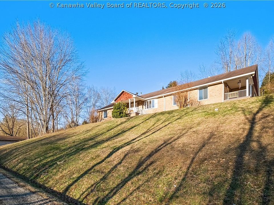 1st image of 1909 Garretts Bend Rd