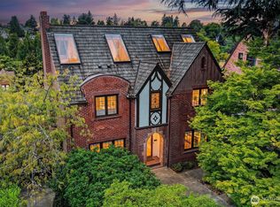 Palisades Add, Seattle, WA 98105
