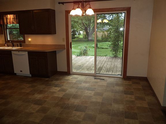 3rd image of 66219 Grasslands Ln