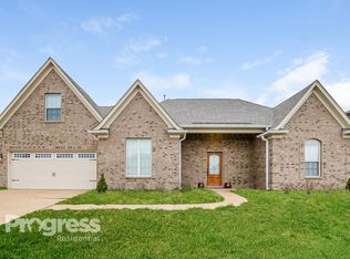 2888 S Cherry Dr, Southaven, MS 38672