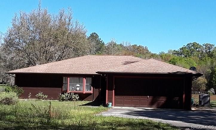 1st image of 15 W Withlacoochee Trl