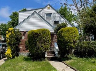 2210 Baylis Ave, Elmont, NY 11003