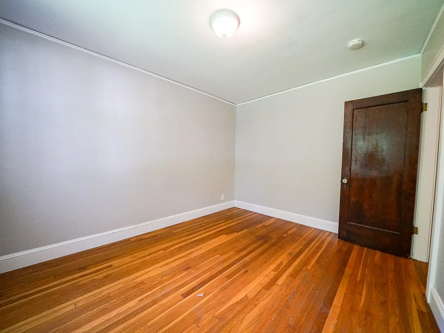 117 College Ave — Photo 4