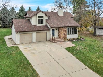 N8402 Swansea DRIVE, Ixonia, WI, 53036