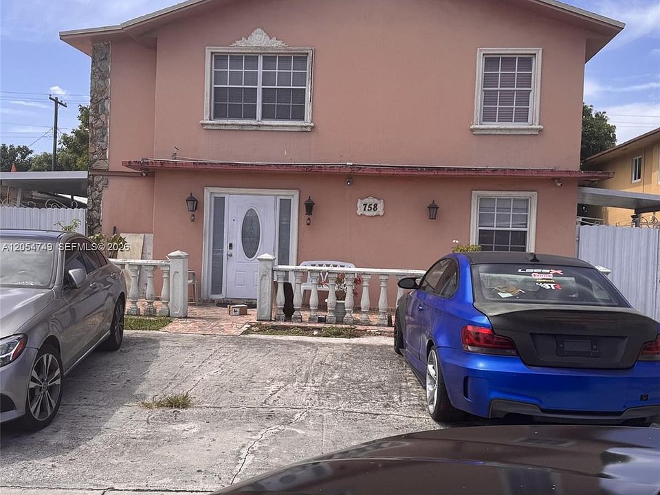1st image of 758 E 20th St