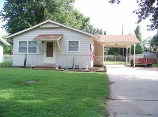 4221 W Memory Ln, Wichita, KS 67212