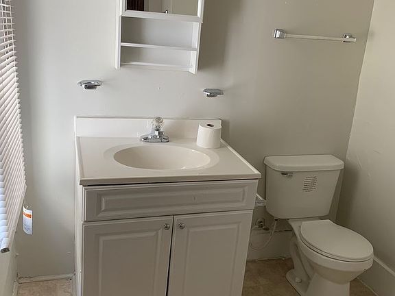 5th image of 235 Lexington Ave #1