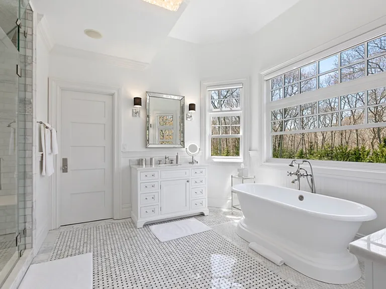 496 Wainscott Harbor Rd — Photo 23