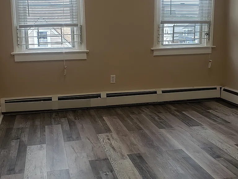 17-19 Mahl Ave #3 — Photo 27