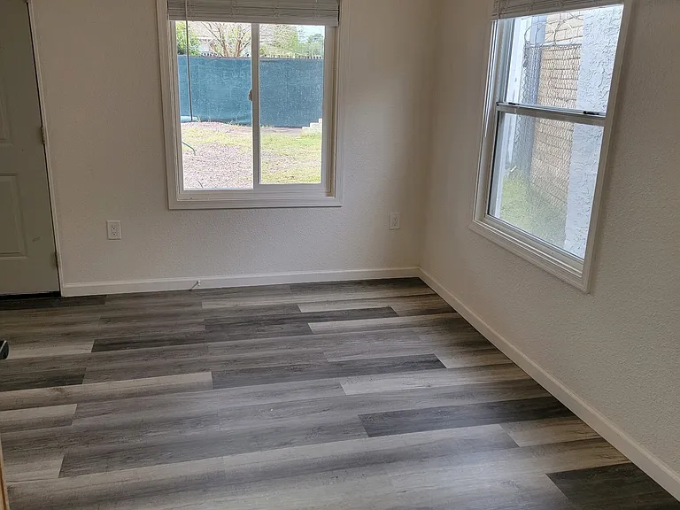 623 S Country Club Dr — Photo 14