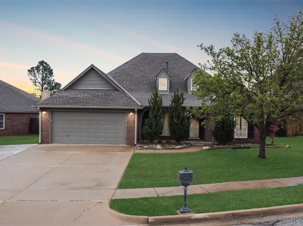 413 W 120th Pl S, Jenks, OK 74037