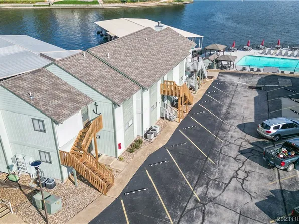 150 Southwood Shores Pl #320-2A, Lake Ozark, MO 65049
