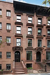 29 Schermerhorn Street in Brooklyn Heights