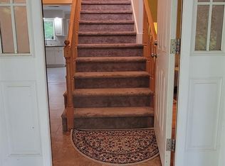 3 Blue Heron Ct, East Kingston, NH 03827