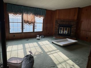 225 Quarry Hill Est, Akron, NY